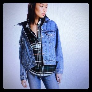 Levi’s Ex-Boyfriend Trucker Jacket, Brand new!!
